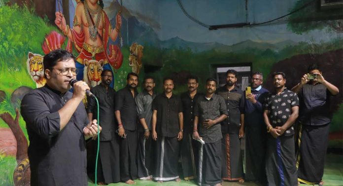 ശാസ്താ ഓഡിറ്റോറിയത്തിൽ ഭക്തിഗാനമേള ശാസ്താ ഓഡിറ്റോറിയത്തിൽ ഭക്തിഗാനമേള