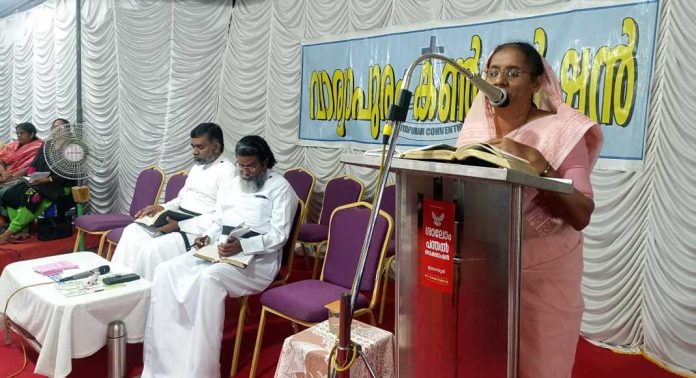 സഹജീവികളോട് കരുണയും സ്നേഹവും ആർദ്രതയും പുലർത്തേണ്ടത് ദൈവ വിശ്വാസികളുടെ കടമയാണെന്ന് ഡെയ്സി മാത്യു തുമ്പമൺ സഹജീവികളോട് കരുണയും സ്നേഹവും ആർദ്രതയും പുലർത്തേണ്ടത് ദൈവ വിശ്വാസികളുടെ കടമയാണെന്ന് ഡെയ്സി മാത്യു തുമ്പമൺ