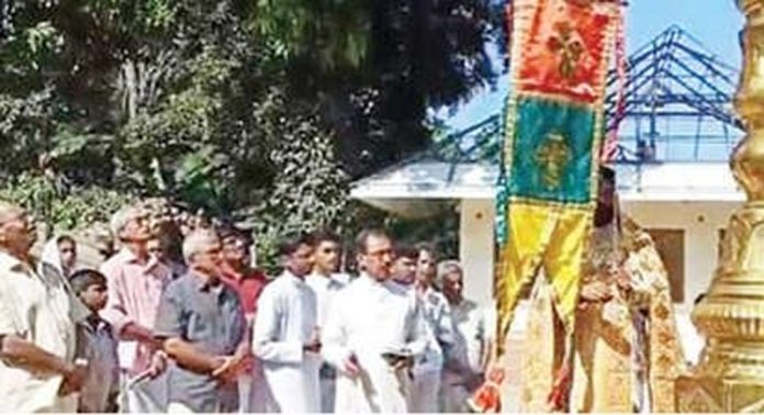 തലയിണത്തടം സെയ്ന്റ് മേരീസ് ഓർത്തഡോക്സ് പള്ളിയിൽ തിരുനാൾ ആഘോഷത്തിന് കൊടിയേറി തലയിണത്തടം സെയ്ന്റ് മേരീസ് ഓർത്തഡോക്സ് പള്ളിയിൽ തിരുനാൾ ആഘോഷത്തിന് കൊടിയേറി