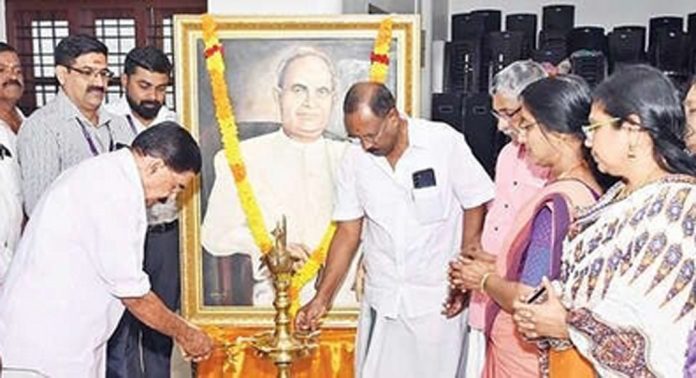 എൻ.എസ്.എസ്. ചെങ്ങന്നൂർ യൂണിയൻ ധനശ്രീ സംഘങ്ങൾക്ക് 1.2 കോടി വായ്പയായി വിതരണം ചെയ്തു എൻ.എസ്.എസ്. ചെങ്ങന്നൂർ യൂണിയൻ ധനശ്രീ സംഘങ്ങൾക്ക് 1.2 കോടി വായ്പയായി വിതരണം ചെയ്തു