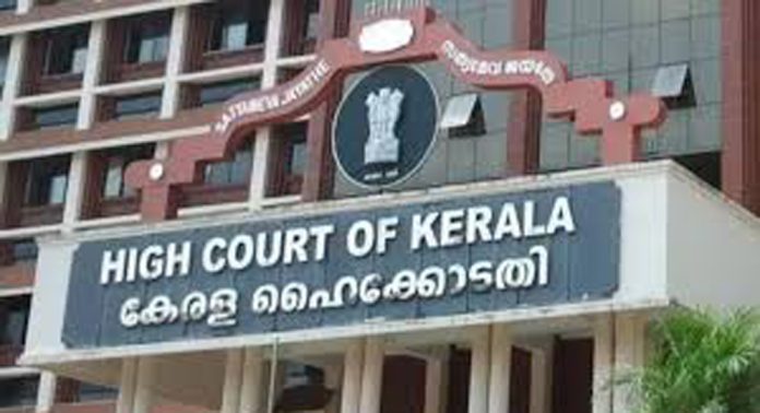 നിക്ഷേപങ്ങള് തിരികെ നൽകാനാകാത്ത സഹകരണ സംഘങ്ങൾ പൂട്ടാൻ നടപടി വേണം ; സര്ക്കാരിനോട് ഹൈക്കോടതി നിക്ഷേപങ്ങള് തിരികെ നൽകാനാകാത്ത സഹകരണ സംഘങ്ങൾ പൂട്ടാൻ നടപടി വേണം ; സര്ക്കാരിനോട് ഹൈക്കോടതി