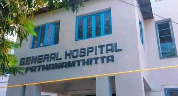 ഗുരുതരമായി സ്ട്രോക്ക് ബാധിച്ച രണ്ട് പേര്ക്ക് വിദഗ്ധ ചികിത്സ നല്കി ജീവിതത്തിലേക്ക് മടക്കിക്കൊണ്ട് വന്ന് പത്തനംതിട്ട ജനറല് ആശുപത്രി ഗുരുതരമായി സ്ട്രോക്ക് ബാധിച്ച രണ്ട് പേര്ക്ക് വിദഗ്ധ ചികിത്സ നല്കി ജീവിതത്തിലേക്ക് മടക്കിക്കൊണ്ട് വന്ന് പത്തനംതിട്ട ജനറല് ആശുപത്രി