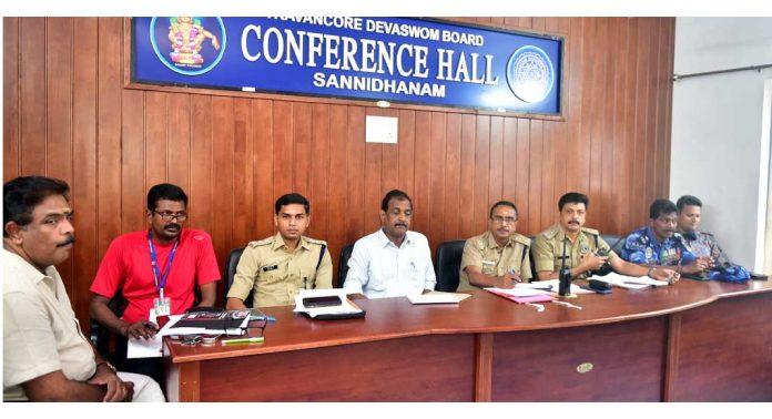 മകരവിളക്ക്; സുരക്ഷാ ക്രമീകരണങ്ങൾ വിലയിരുത്തി മകരവിളക്ക്; സുരക്ഷാ ക്രമീകരണങ്ങൾ വിലയിരുത്തി