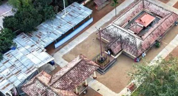 എഴുമറ്റൂർ കണ്ണച്ചതേവർ ക്ഷേത്രത്തിലെ പ്രദക്ഷിണ വഴി പൂർത്തിയായി എഴുമറ്റൂർ കണ്ണച്ചതേവർ ക്ഷേത്രത്തിലെ പ്രദക്ഷിണ വഴി പൂർത്തിയായി