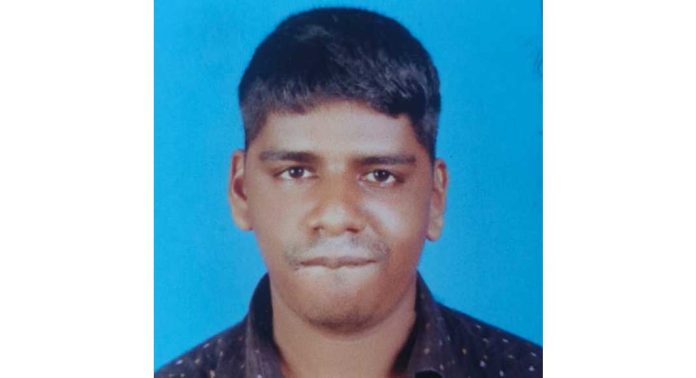 കുളിക്കാന് പാറക്കുളത്തിലിറങ്ങിയ യുവാവ് മുങ്ങിമരിച്ചു കുളിക്കാന് പാറക്കുളത്തിലിറങ്ങിയ യുവാവ് മുങ്ങിമരിച്ചു