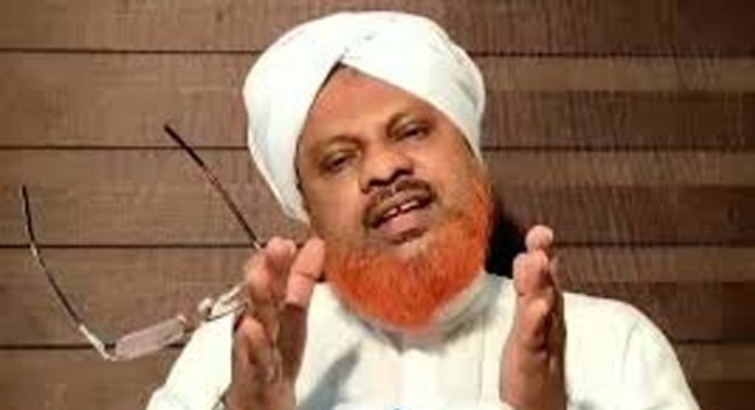 സാദിഖ് അലി ശിഹാബ് തങ്ങള്ക്കെതിരെ അല്ല താന് പ്രസംഗിച്ചത് : അബ്ദുള് ഹമീദ് ഫൈസി അമ്പലക്കടവ് സാദിഖ് അലി ശിഹാബ് തങ്ങള്ക്കെതിരെ അല്ല താന് പ്രസംഗിച്ചത് : അബ്ദുള് ഹമീദ് ഫൈസി അമ്പലക്കടവ്