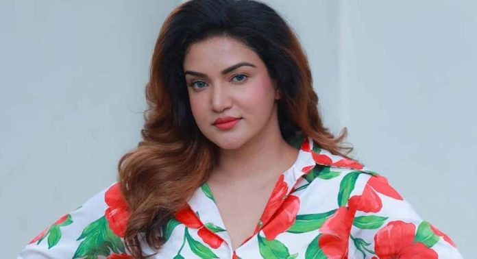 ലൈംഗിക അധിക്ഷേപ പരാതിയിൽ നടി ഹണി റോസിന്റെ മൊഴി വീണ്ടും രേഖപ്പെടുത്തും ലൈംഗിക അധിക്ഷേപ പരാതിയിൽ നടി ഹണി റോസിന്റെ മൊഴി വീണ്ടും രേഖപ്പെടുത്തും