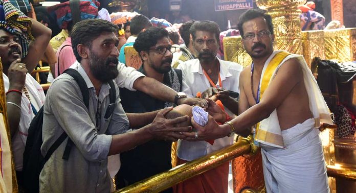 അയ്യപ്പന് പഞ്ചാമൃതം ഇടിച്ചുകൂട്ടാൻ പുതിയ ഇടിക്കോൽ അയ്യപ്പന് പഞ്ചാമൃതം ഇടിച്ചുകൂട്ടാൻ പുതിയ ഇടിക്കോൽ