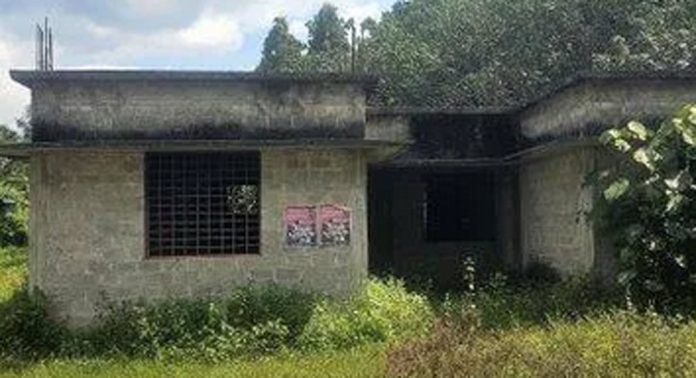 കൈതപ്പറമ്പ്കുടുംബാരോഗ്യ കേന്ദ്രത്തിലെ കെട്ടിടനിർമ്മാണം നിലച്ചിട്ട് ഒന്നരവര്ഷം ; മൗനം പാലിച്ച് അധികൃതര് കൈതപ്പറമ്പ്കുടുംബാരോഗ്യ കേന്ദ്രത്തിലെ കെട്ടിടനിർമ്മാണം നിലച്ചിട്ട് ഒന്നരവര്ഷം ; മൗനം പാലിച്ച് അധികൃതര്