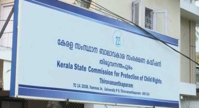 വിദ്യാർത്ഥി അധ്യാപകർക്ക് നേരെ ഭീഷണി മുഴക്കിയ സംഭവത്തിൽ ഇടപെടലുമായി ബാലാവകാശ കമ്മീഷൻ വിദ്യാർത്ഥി അധ്യാപകർക്ക് നേരെ ഭീഷണി മുഴക്കിയ സംഭവത്തിൽ ഇടപെടലുമായി ബാലാവകാശ കമ്മീഷൻ