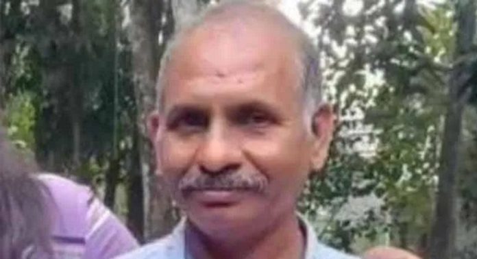 കിടങ്ങന്നൂരില് വാഹനാപകടത്തില് സ്കൂട്ടര് യാത്രക്കാരന് മരിച്ചു ; ഒപ്പം ഉണ്ടായിരുന്ന മകള് ഗുരുതരാവസ്ഥയില് കിടങ്ങന്നൂരില് വാഹനാപകടത്തില് സ്കൂട്ടര് യാത്രക്കാരന് മരിച്ചു ; ഒപ്പം ഉണ്ടായിരുന്ന മകള് ഗുരുതരാവസ്ഥയില്