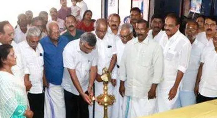 കാർഷിക പുഷ്പമേളയുടെ ഭാഗമായി ചരിത്ര സെമിനാർ സംഘടിപ്പിച്ചു കാർഷിക പുഷ്പമേളയുടെ ഭാഗമായി ചരിത്ര സെമിനാർ സംഘടിപ്പിച്ചു
