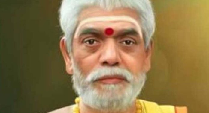 കൊല്ലൂർ മൂകാംബിക ക്ഷേത്ര തന്ത്രി കുഴഞ്ഞു വീണ് മരിച്ചു കൊല്ലൂർ മൂകാംബിക ക്ഷേത്ര തന്ത്രി കുഴഞ്ഞു വീണ് മരിച്ചു