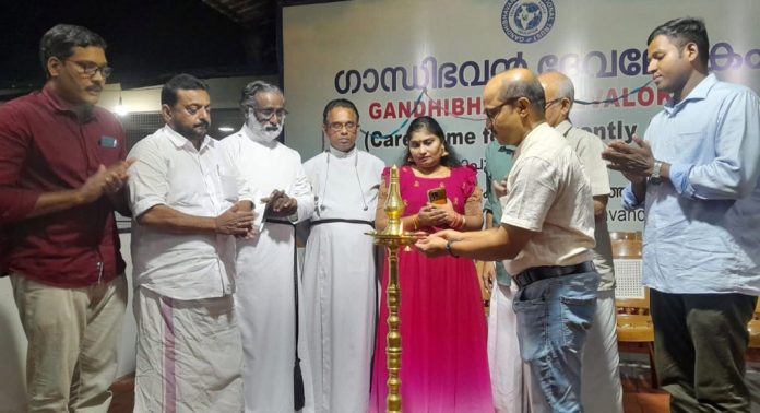 ഗാന്ധിഭവൻ ദേവലോകത്തിൽ പുതുവത്സരാഘോഷവും സ്നേഹപ്രയാണം707 -മത് ദിന സംഗമവും നടന്നു ഗാന്ധിഭവൻ ദേവലോകത്തിൽ പുതുവത്സരാഘോഷവും സ്നേഹപ്രയാണം707 -മത് ദിന സംഗമവും നടന്നു