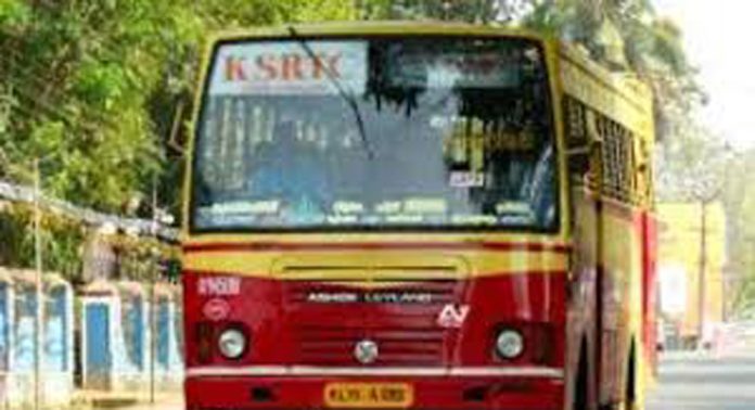 ശബരിമലയിലേക്കുള്ള തീർഥാടകരുടെ തിരക്ക് വർധിച്ചതോടെ കെ.എസ്.ആർ.ടി.സി. സർവീസുകളുടെ എണ്ണം കൂട്ടി ശബരിമലയിലേക്കുള്ള തീർഥാടകരുടെ തിരക്ക് വർധിച്ചതോടെ കെ.എസ്.ആർ.ടി.സി. സർവീസുകളുടെ എണ്ണം കൂട്ടി