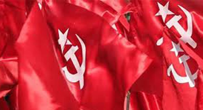 പറക്കോട്, ഏറത്ത് പഞ്ചായത്ത് എന്നിവിടങ്ങളിൽ മുന്നണി ധാരണ പ്രകാരം അധ്യക്ഷരുടെ രാജി തിങ്കളാഴ്ചയും ഉണ്ടായില്ല പറക്കോട്, ഏറത്ത് പഞ്ചായത്ത് എന്നിവിടങ്ങളിൽ മുന്നണി ധാരണ പ്രകാരം അധ്യക്ഷരുടെ രാജി തിങ്കളാഴ്ചയും ഉണ്ടായില്ല
