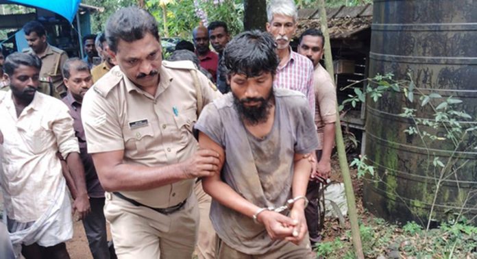 ചിറക്കടവില് റബര് തോട്ടത്തില് ഒളിച്ചിരുന്ന അന്യ സംസ്ഥാന തൊഴിലാളിയെ മണിമല പോലീസ് പിടികൂടി ചിറക്കടവില് റബര് തോട്ടത്തില് ഒളിച്ചിരുന്ന അന്യ സംസ്ഥാന തൊഴിലാളിയെ മണിമല പോലീസ് പിടികൂടി