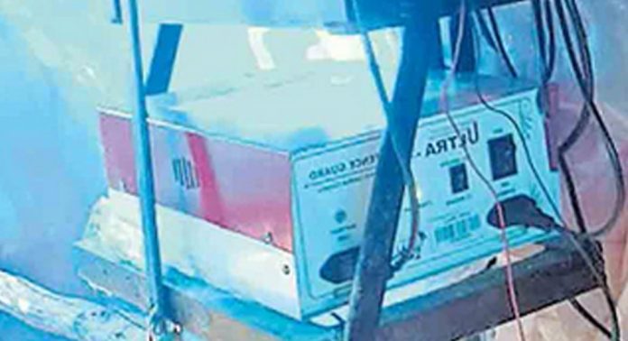 വന്യജീവി ആക്രമണം തടയാൻ സ്ഥാപിച്ചിരുന്ന സൗരോർജ വേലി തകർത്ത് ബാറ്ററി മോഷ്ടിച്ചു വന്യജീവി ആക്രമണം തടയാൻ സ്ഥാപിച്ചിരുന്ന സൗരോർജ വേലി തകർത്ത് ബാറ്ററി മോഷ്ടിച്ചു