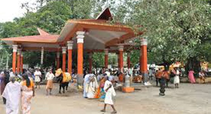 ഓച്ചിറ പരബ്രഹ്മക്ഷേത്രത്തിലെ കാണിക്കവഞ്ചികൾ തുറന്നു ; കിട്ടിയത് മൂന്നുകോടിയോളം രൂപ ഓച്ചിറ പരബ്രഹ്മക്ഷേത്രത്തിലെ കാണിക്കവഞ്ചികൾ തുറന്നു ; കിട്ടിയത് മൂന്നുകോടിയോളം രൂപ