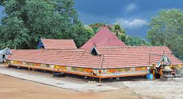 പന്തളം മഹാദേവർ ക്ഷേത്രത്തിലെ ഉത്സവത്തിന് 4ന് കൊടിയേറും പന്തളം മഹാദേവർ ക്ഷേത്രത്തിലെ ഉത്സവത്തിന് 4ന് കൊടിയേറും