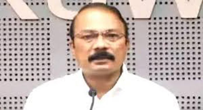 ആചാരങ്ങളും അനുഷ്ഠാനങ്ങളും കാല ഭേദങ്ങള്ക്കനുസരിച്ച് പരിഷ്ക്കരിക്കപ്പെടണമെന്ന് തിരുവിതാംകൂര് ദേവസ്വം ബോര്ഡ് പ്രസിഡന്റ് പി.എസ്. പ്രശാന്ത് ആചാരങ്ങളും അനുഷ്ഠാനങ്ങളും കാല ഭേദങ്ങള്ക്കനുസരിച്ച് പരിഷ്ക്കരിക്കപ്പെടണമെന്ന് തിരുവിതാംകൂര് ദേവസ്വം ബോര്ഡ് പ്രസിഡന്റ് പി.എസ്. പ്രശാന്ത്