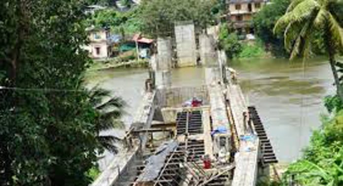 റാന്നി പുതിയ പാലത്തിന്റെ നിർമാണം പുതുവർഷത്തിൽ പുനരാരംഭിക്കും റാന്നി പുതിയ പാലത്തിന്റെ നിർമാണം പുതുവർഷത്തിൽ പുനരാരംഭിക്കും