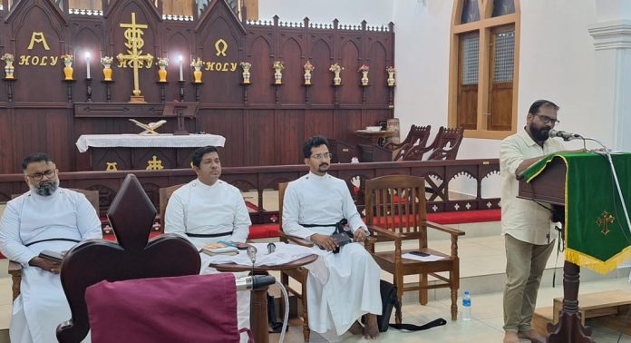 കുന്നം പുള്ളിക്കല്ല് ഹോളി ഇമ്മാനുവേൽ സിഎസ്ഐ പള്ളിയിൽ ഐക്യ ക്രിസ്തീയ പ്രാർത്ഥനാ യോഗം നടന്നു കുന്നം പുള്ളിക്കല്ല് ഹോളി ഇമ്മാനുവേൽ സിഎസ്ഐ പള്ളിയിൽ ഐക്യ ക്രിസ്തീയ പ്രാർത്ഥനാ യോഗം നടന്നു