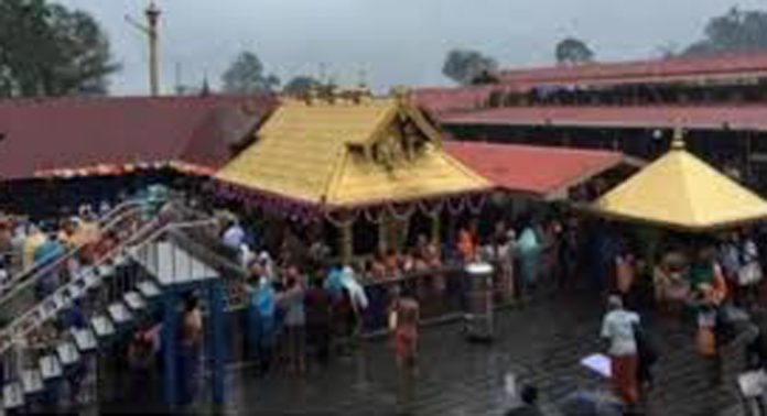 ശബരിമലയില് തീര്ത്ഥാടകരുടെ എണ്ണത്തില് നേരിയ കുറവ് ശബരിമലയില് തീര്ത്ഥാടകരുടെ എണ്ണത്തില് നേരിയ കുറവ്