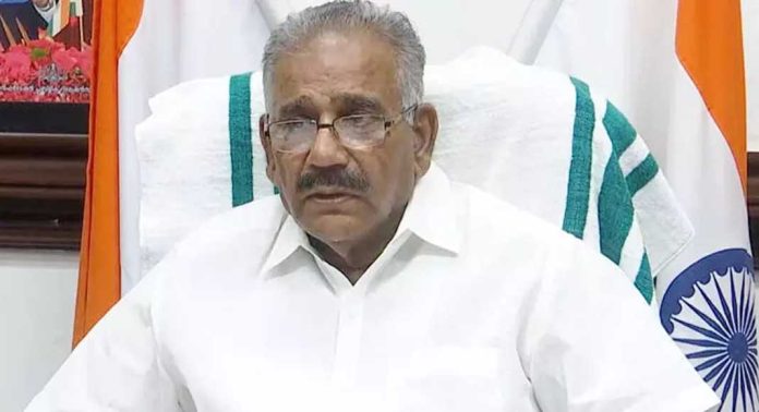 തൃശൂര് സുവോളജിക്കല് പാര്ക്കിലെ തെരുവ് നായ ആക്രമണത്തിൽ മാനുകൾ ചത്ത സംഭവത്തിൽ അന്വേഷണം പ്രഖ്യാപിച്ച് വനംമന്ത്രി എകെ ശശീന്ദ്രൻ തൃശൂര് സുവോളജിക്കല് പാര്ക്കിലെ തെരുവ് നായ ആക്രമണത്തിൽ മാനുകൾ ചത്ത സംഭവത്തിൽ അന്വേഷണം പ്രഖ്യാപിച്ച് വനംമന്ത്രി എകെ ശശീന്ദ്രൻ
