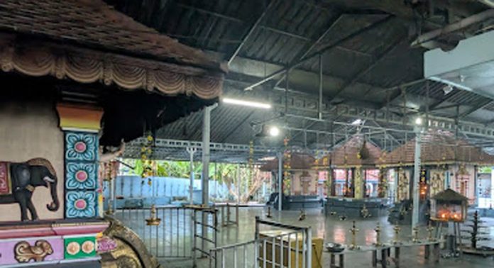 തട്ടയിൽ ധർമശാസ്താക്ഷേത്രത്തിൽ കർപ്പൂരഘോഷയാത്രയും പേട്ടതുള്ളലും ശനിയാഴ്ച നടക്കും തട്ടയിൽ ധർമശാസ്താക്ഷേത്രത്തിൽ കർപ്പൂരഘോഷയാത്രയും പേട്ടതുള്ളലും ശനിയാഴ്ച നടക്കും
