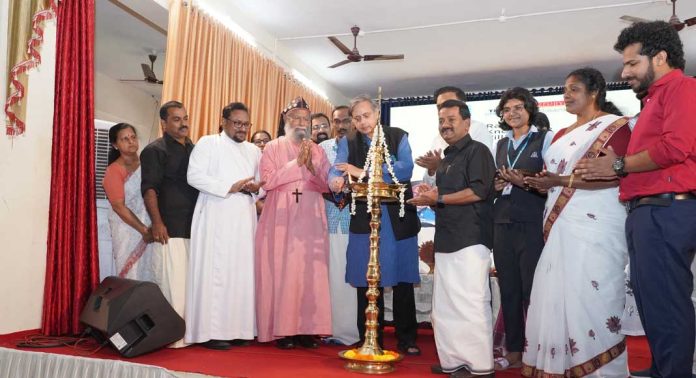റാന്നി നോളജ് വില്ലേജ് പദ്ധതി കേരളത്തിന് മാതൃക ; ഡോ. ശശി തരൂർ റാന്നി നോളജ് വില്ലേജ് പദ്ധതി കേരളത്തിന് മാതൃക ; ഡോ. ശശി തരൂർ