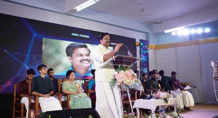 കോന്നി മെഡിക്കൽ കോളേജ് 2024-25 സ്റ്റുഡന്റ്സ് യൂണിയൻ ഉദ്ഘാടനം ചെയ്തു കോന്നി മെഡിക്കൽ കോളേജ് 2024-25 സ്റ്റുഡന്റ്സ് യൂണിയൻ ഉദ്ഘാടനം ചെയ്തു