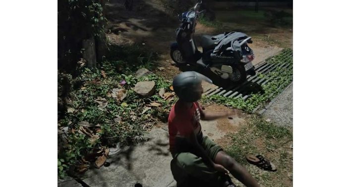 സംസ്ഥാന പാതയില് കാട്ടുപന്നി കുറുകെ ചാടി ഇരുചക്ര വാഹന യാത്രക്കാരന് പരിക്കേറ്റു സംസ്ഥാന പാതയില് കാട്ടുപന്നി കുറുകെ ചാടി ഇരുചക്ര വാഹന യാത്രക്കാരന് പരിക്കേറ്റു