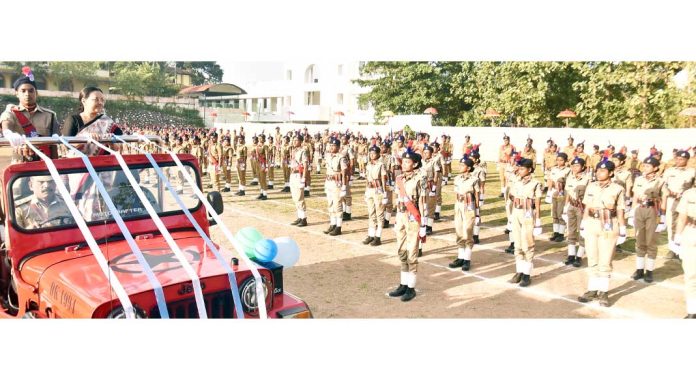 എസ്.പി.സി പാസ്സിംഗ് ഔട്ട് പരേഡ് എസ്.പി.സി പാസ്സിംഗ് ഔട്ട് പരേഡ്