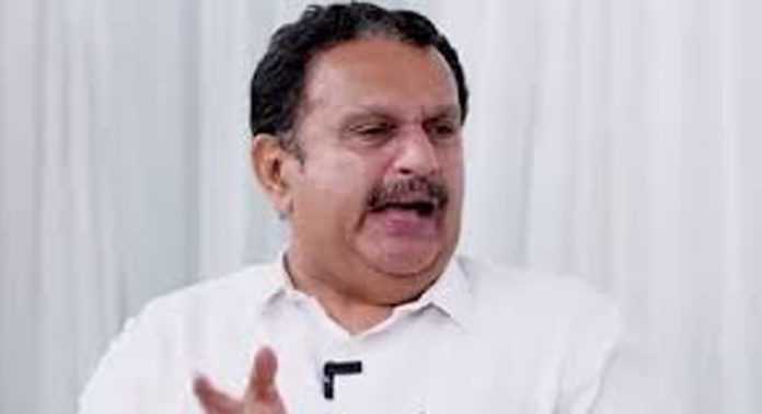 ജോർജ് കുര്യന്റേയും സുരേഷ് ഗോപിയുടേയും വിവാദ പരാമർശങ്ങളിൽ വിമർശനവുമായി കോൺഗ്രസ് നേതാവ് കെ മുരളീധരൻ ജോർജ് കുര്യന്റേയും സുരേഷ് ഗോപിയുടേയും വിവാദ പരാമർശങ്ങളിൽ വിമർശനവുമായി കോൺഗ്രസ് നേതാവ് കെ മുരളീധരൻ