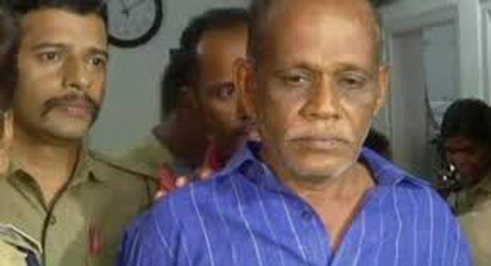 നെന്മാറ ഇരട്ടകൊലപാതക കേസിലെ വിചാരണക്കിടെ കൂറുമാറി സാക്ഷികൾ നെന്മാറ ഇരട്ടകൊലപാതക കേസിലെ വിചാരണക്കിടെ കൂറുമാറി സാക്ഷികൾ