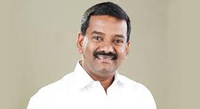 മാറിടം കവല – ഓലക്കുളം റോഡിൻ്റെ നിർമ്മാണ കരാറുകാരനെ ഒഴിവാക്കി കരാർ റീ ടെൻഡർ ചെയ്യണം ; പ്രമോദ് നാരായൺ എംഎൽഎ മാറിടം കവല – ഓലക്കുളം റോഡിൻ്റെ നിർമ്മാണ കരാറുകാരനെ ഒഴിവാക്കി കരാർ റീ ടെൻഡർ ചെയ്യണം ; പ്രമോദ് നാരായൺ എംഎൽഎ