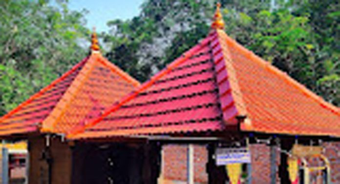 ചൂരക്കോട് ഇലങ്കത്തിൽ ശ്രീഭദ്രകാളി നവഗ്രഹ ക്ഷേത്രത്തിലെ ഭരണി കാർത്തിക രോഹിണി മകയിര മഹോത്സവം അഞ്ചിന് ആരംഭിക്കും ചൂരക്കോട് ഇലങ്കത്തിൽ ശ്രീഭദ്രകാളി നവഗ്രഹ ക്ഷേത്രത്തിലെ ഭരണി കാർത്തിക രോഹിണി മകയിര മഹോത്സവം അഞ്ചിന് ആരംഭിക്കും