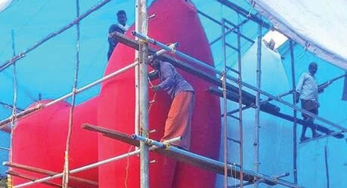 നൂറനാട് പടനിലം പരബ്രഹ്മക്ഷേത്രത്തിലെ ശിവരാത്രി ഉത്സവത്തിന് നന്ദികേശൻമാർ ഒരുങ്ങുന്നു നൂറനാട് പടനിലം പരബ്രഹ്മക്ഷേത്രത്തിലെ ശിവരാത്രി ഉത്സവത്തിന് നന്ദികേശൻമാർ ഒരുങ്ങുന്നു