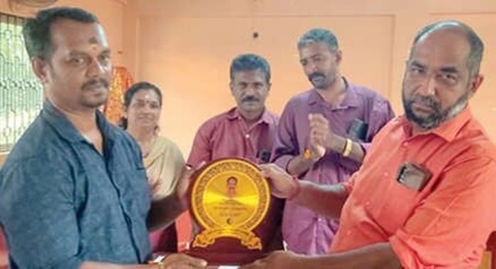 മലയാലപ്പുഴ, തലച്ചിറ സർവീസുകളുടെ രാവിലെയും വൈകിട്ടും ഉള്ള ട്രിപ്പുകൾ പുനഃസ്ഥാപിക്കണം ; കേരള സ്റ്റേറ്റ് ട്രാൻസ്പോർട്ട് എംപ്ലോയീസ് സംഘ് മലയാലപ്പുഴ, തലച്ചിറ സർവീസുകളുടെ രാവിലെയും വൈകിട്ടും ഉള്ള ട്രിപ്പുകൾ പുനഃസ്ഥാപിക്കണം ; കേരള സ്റ്റേറ്റ് ട്രാൻസ്പോർട്ട് എംപ്ലോയീസ് സംഘ്