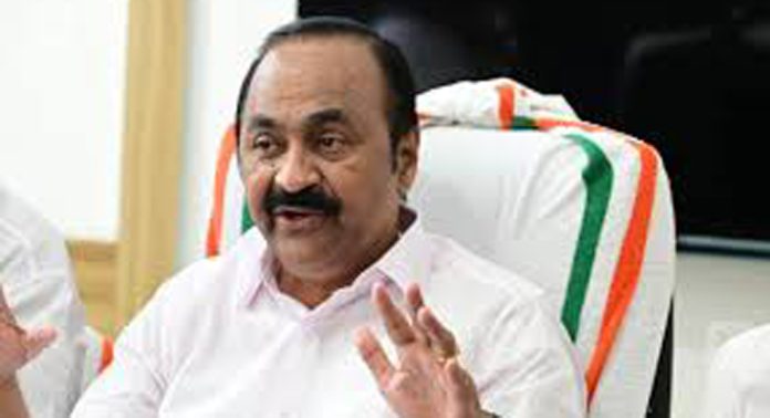 മൂന്നു ഡോസ് വാക്സിന് എടുത്ത കുട്ടിക്കാണ് പേവിഷബാധയുണ്ടായതെന്നത് അതീവ ഗൗരവതരമാണ് : വി.ഡി. സതീശൻ മൂന്നു ഡോസ് വാക്സിന് എടുത്ത കുട്ടിക്കാണ് പേവിഷബാധയുണ്ടായതെന്നത് അതീവ ഗൗരവതരമാണ് : വി.ഡി. സതീശൻ
