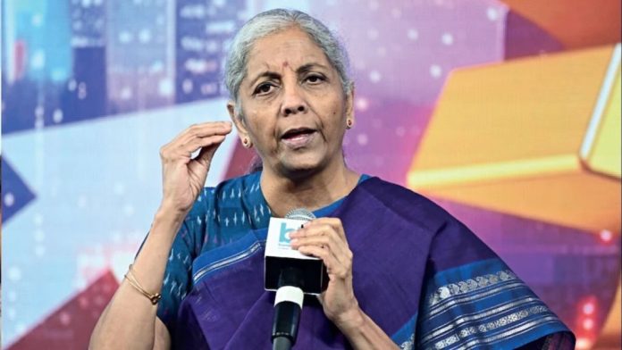 ഒരേ പ്രധാനമന്ത്രിക്ക് കീഴിൽ തുടർച്ചയായി 8 തവണ ബജറ്റ് അവതരണം ; ചരിത്രമെഴുതി നിർമ്മല സീതാരാമൻ ഒരേ പ്രധാനമന്ത്രിക്ക് കീഴിൽ തുടർച്ചയായി 8 തവണ ബജറ്റ് അവതരണം ; ചരിത്രമെഴുതി നിർമ്മല സീതാരാമൻ