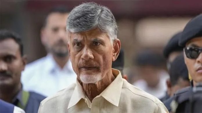 ഡൽഹി ഭരിക്കുന്നതിൽ ആം ആദ്മി പാർട്ടി പരാജയപ്പെട്ടു ; വിമർശനവുമായി ചന്ദ്രബാബു നായിഡു ഡൽഹി ഭരിക്കുന്നതിൽ ആം ആദ്മി പാർട്ടി പരാജയപ്പെട്ടു ; വിമർശനവുമായി ചന്ദ്രബാബു നായിഡു