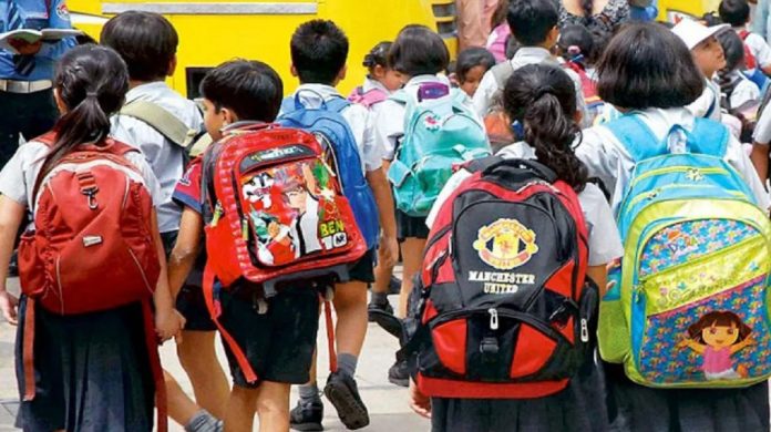 ചെറുകോൽപ്പുഴ ഹിന്ദുമത കൺവെൻഷൻ : പത്തനംതിട്ട ജില്ലയിലെ മൂന്ന് പഞ്ചായത്തുകളിലെ എല്ലാ വിദ്യാഭ്യാസ സ്ഥാപനങ്ങൾക്കും നാളെ ഉച്ചയ്ക്കുശേഷം ജില്ലാ കളക്ടർ അവധി പ്രഖ്യാപിച്ചു ചെറുകോൽപ്പുഴ ഹിന്ദുമത കൺവെൻഷൻ : പത്തനംതിട്ട ജില്ലയിലെ മൂന്ന് പഞ്ചായത്തുകളിലെ എല്ലാ വിദ്യാഭ്യാസ സ്ഥാപനങ്ങൾക്കും നാളെ ഉച്ചയ്ക്കുശേഷം ജില്ലാ കളക്ടർ അവധി പ്രഖ്യാപിച്ചു