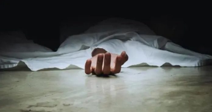 കൊച്ചിയിലെ ഹോട്ടലില് സ്റ്റീമര് പൊട്ടിത്തെറിച്ചു ; ഒരാള് മരിച്ചു ; മൂന്ന് പേര്ക്ക് പരിക്ക് കൊച്ചിയിലെ ഹോട്ടലില് സ്റ്റീമര് പൊട്ടിത്തെറിച്ചു ; ഒരാള് മരിച്ചു ; മൂന്ന് പേര്ക്ക് പരിക്ക്