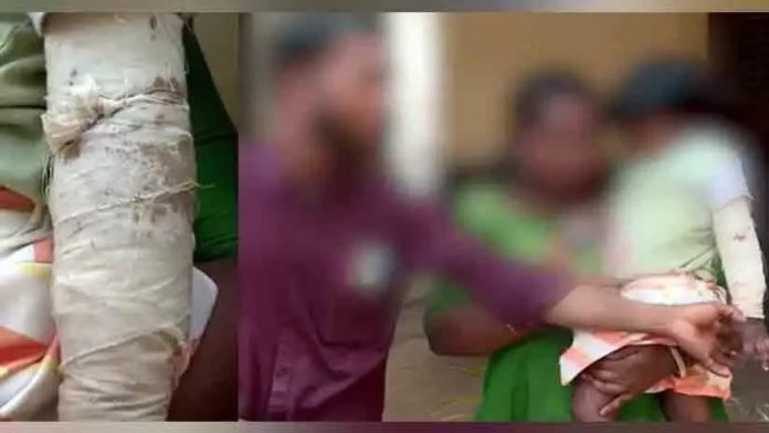 അംഗനവാടി അധ്യാപിക മൂന്ന് വയസുകാരിയുടെ കൈ പിടിച്ച് തിരിച്ചതായി പരാതി അംഗനവാടി അധ്യാപിക മൂന്ന് വയസുകാരിയുടെ കൈ പിടിച്ച് തിരിച്ചതായി പരാതി