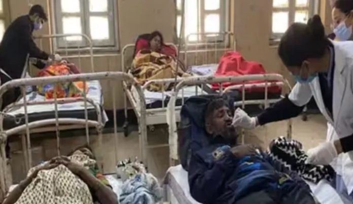 ഇൻഡോറിൽ വാഹനാപകടം : 6 പേർക്ക് ദാരുണാന്ത്യം, 16 പേർക്ക് പരിക്ക് ഇൻഡോറിൽ വാഹനാപകടം : 6 പേർക്ക് ദാരുണാന്ത്യം, 16 പേർക്ക് പരിക്ക്