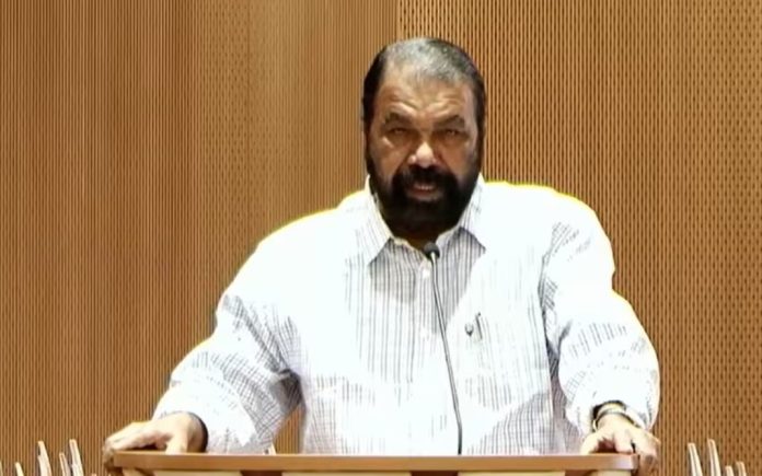 മിഹിറിന്റെ അനുഭവം മറ്റു കുട്ടികള്ക്കും ഉണ്ടായി, നിരവധി രക്ഷിതാക്കള് പരാതി നല്കി : വിദ്യാഭ്യാസ മന്ത്രി മിഹിറിന്റെ അനുഭവം മറ്റു കുട്ടികള്ക്കും ഉണ്ടായി, നിരവധി രക്ഷിതാക്കള് പരാതി നല്കി : വിദ്യാഭ്യാസ മന്ത്രി