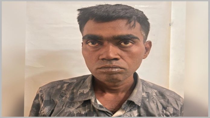 ക്ഷേത്രത്തിൽ കയറി മോഷണം : യുവാവ് അറസ്റ്റിൽ ക്ഷേത്രത്തിൽ കയറി മോഷണം : യുവാവ് അറസ്റ്റിൽ
