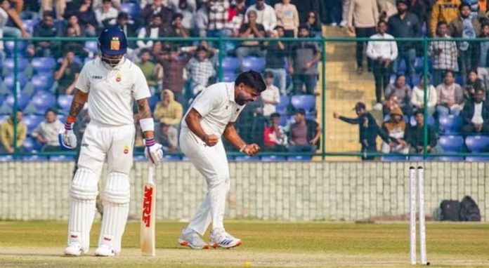 രഞ്ജി ട്രോഫി ; ക്വാർട്ടർ ഫൈനല് ആവേശകരമായ അന്ത്യത്തിലേക്ക് രഞ്ജി ട്രോഫി ; ക്വാർട്ടർ ഫൈനല് ആവേശകരമായ അന്ത്യത്തിലേക്ക്